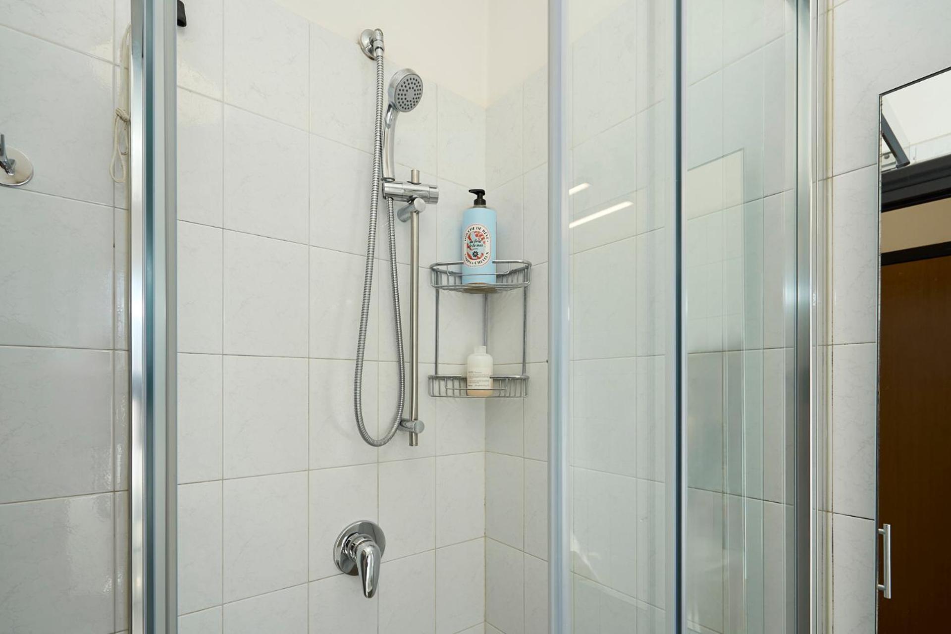Apartamento -Luminosa 5 Stars With Balcony- Wifi Netflix 15 Minutes From Duomo Milán Exterior foto