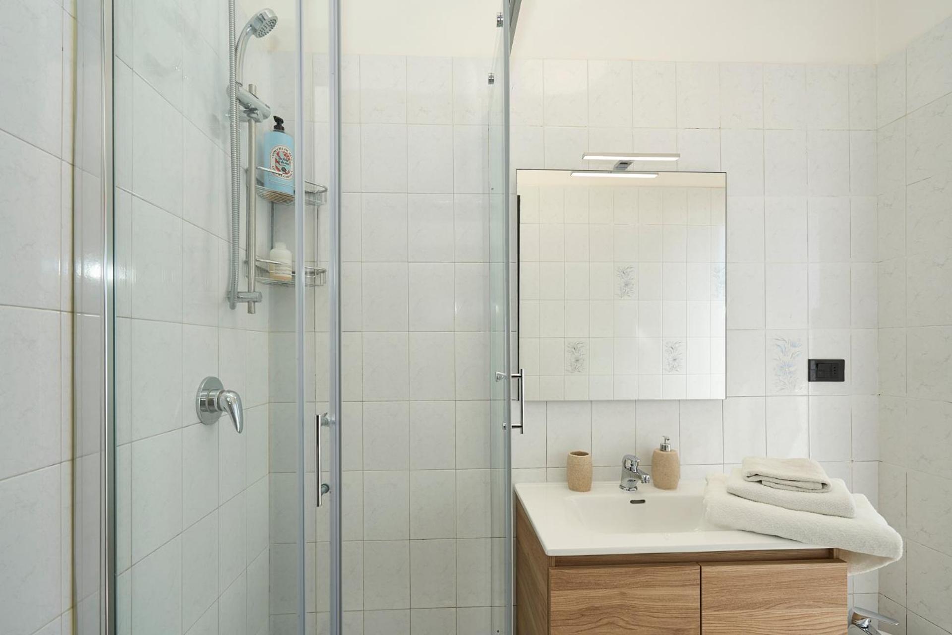 Apartamento -Luminosa 5 Stars With Balcony- Wifi Netflix 15 Minutes From Duomo Milán Exterior foto