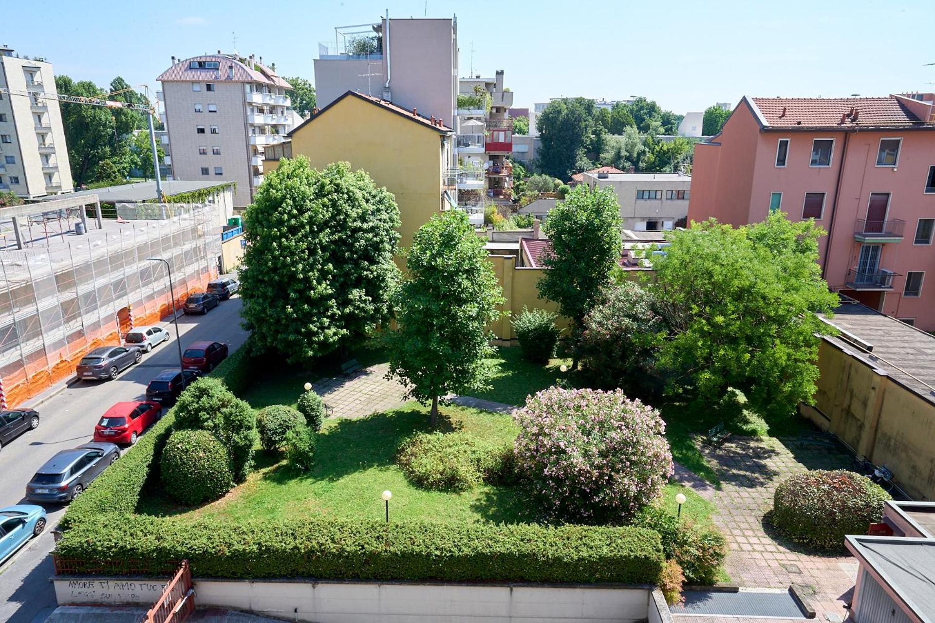 Apartamento -Luminosa 5 Stars With Balcony- Wifi Netflix 15 Minutes From Duomo Milán Exterior foto
